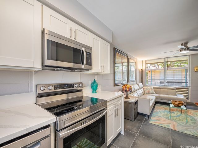 929 Ahana Street 309, Honolulu, HI 96814
