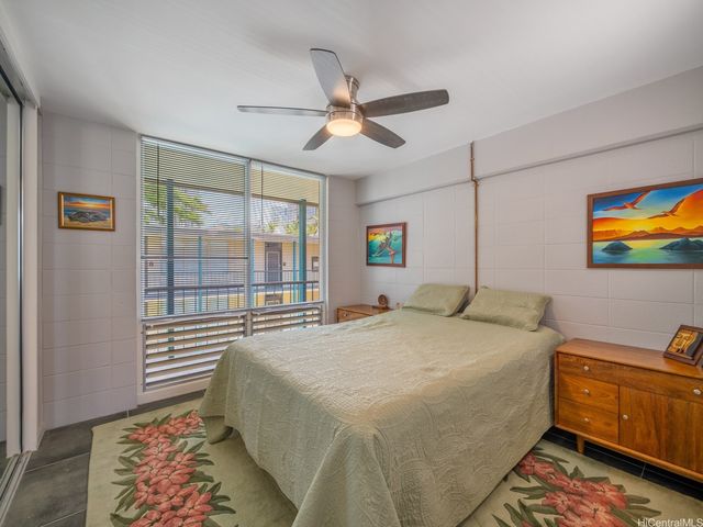 929 Ahana Street 309, Honolulu, HI 96814