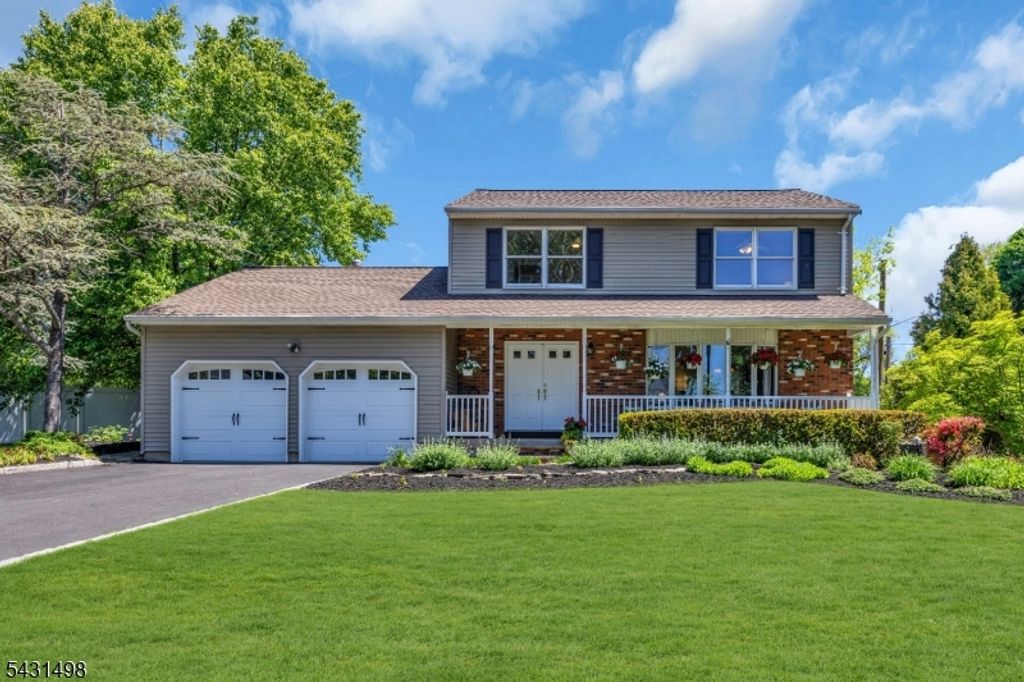 18 Johnfield Ct, Piscataway Twp., NJ 08854