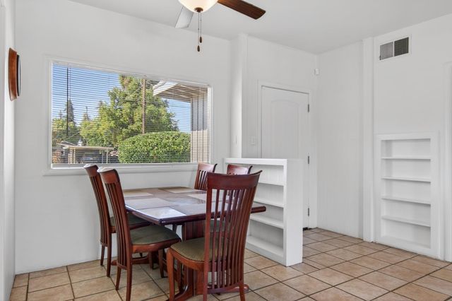 7419 Pine St, Hughson, CA 95326