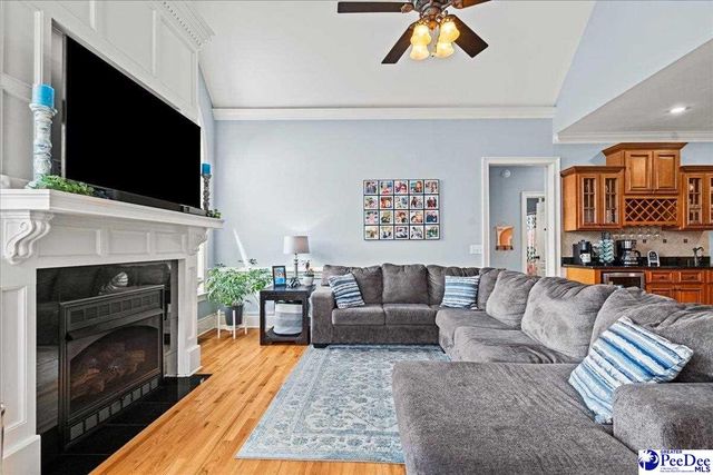 3060 Drakeshore Dr., Florence, SC 29501