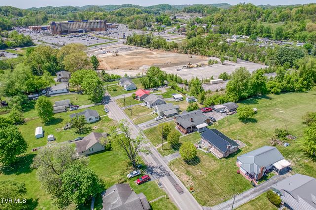 2424 Catherine Street, Bristol, VA 24201