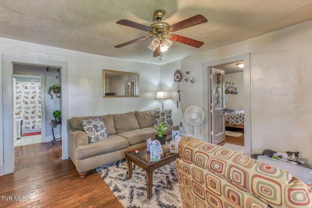 2424 Catherine Street, Bristol, VA 24201