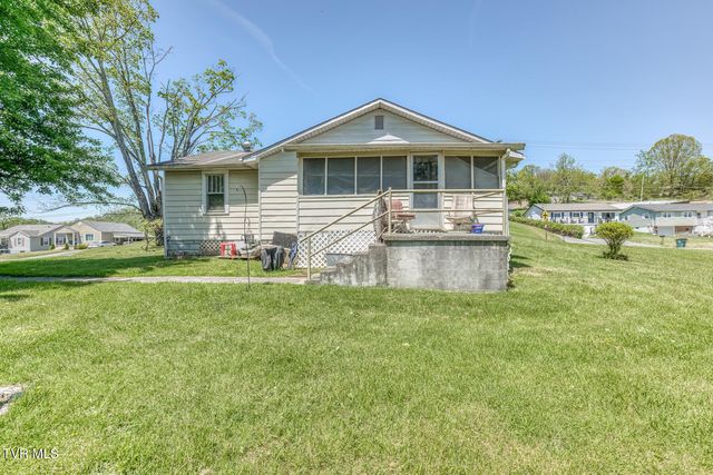 2424 Catherine Street, Bristol, VA 24201