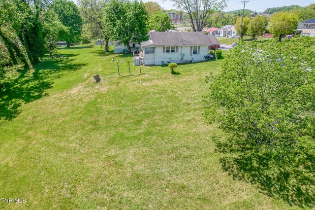 2424 Catherine Street, Bristol, VA 24201