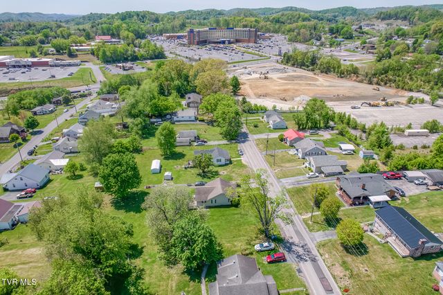 2424 Catherine Street, Bristol, VA 24201