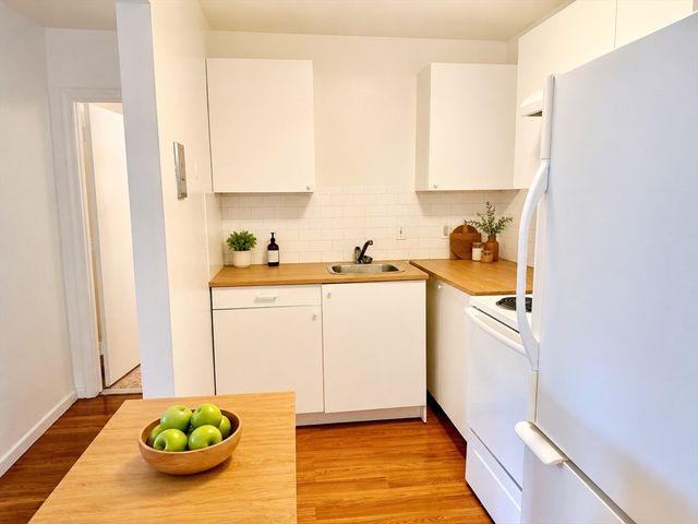 135 Neponset Ave 44, Boston, MA 02122