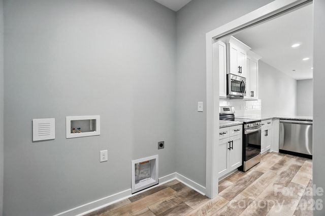 1518 29th Street SE, Hickory, NC 28602