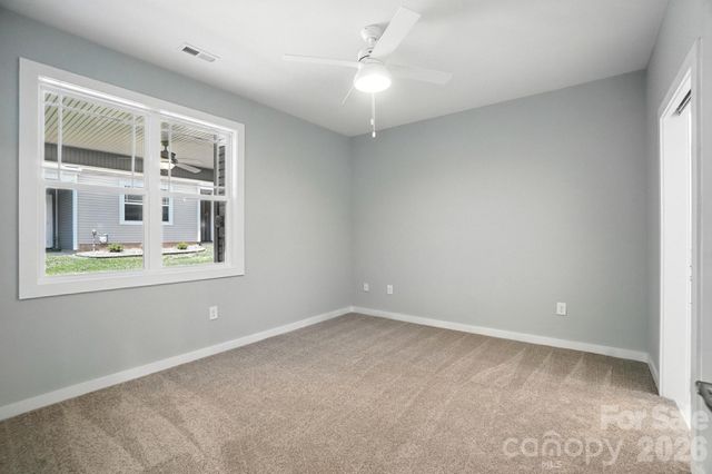 1518 29th Street SE, Hickory, NC 28602