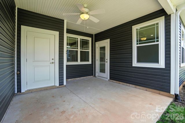 1518 29th Street SE, Hickory, NC 28602