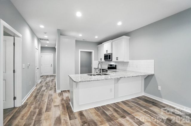 1518 29th Street SE, Hickory, NC 28602