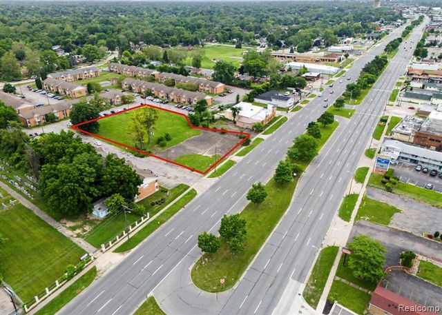 26156 Michigan Avenue, Inkster, MI 48141