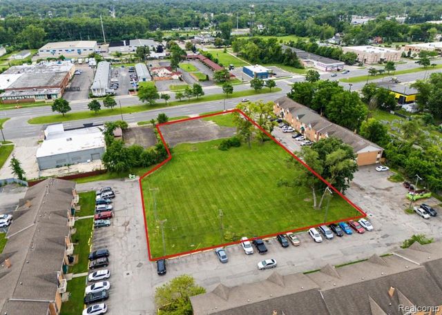 26156 Michigan Avenue, Inkster, MI 48141