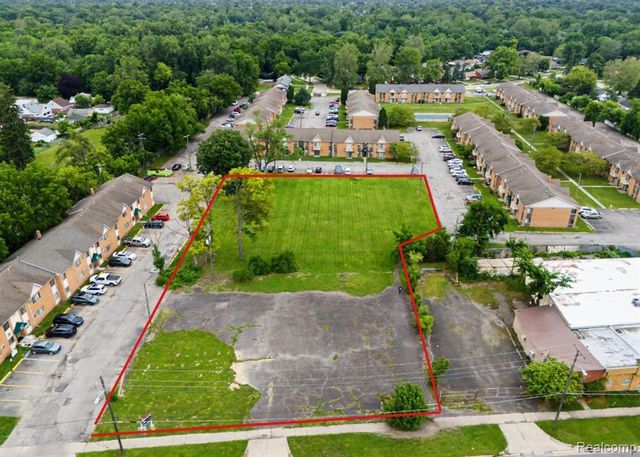 26156 Michigan Avenue, Inkster, MI 48141