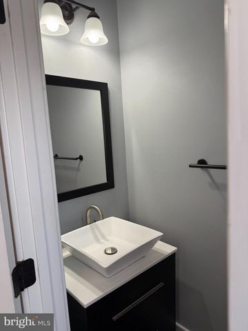 2913 N ST SE, Washington, DC 20019