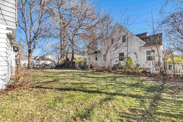 2377 S WEBSTER AVENUE, Green Bay, WI 54301