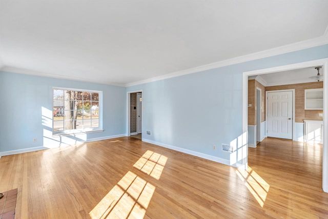 2377 S WEBSTER AVENUE, Green Bay, WI 54301