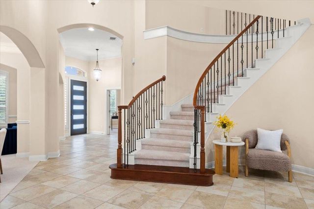 219 Varco DR, Austin, TX 78738