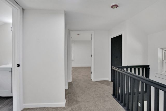 46 Chestnut St Place, East Longmeadow, MA 01028