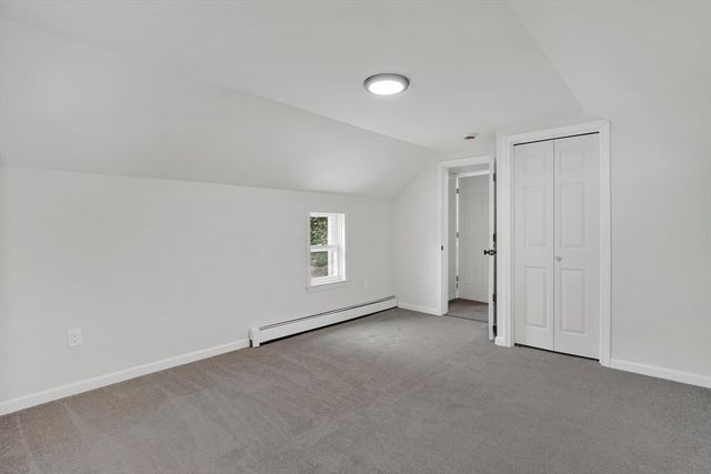 46 Chestnut St Place, East Longmeadow, MA 01028