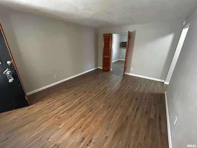 2613 W WARDCLIFFE Drive, Peoria, IL 61604