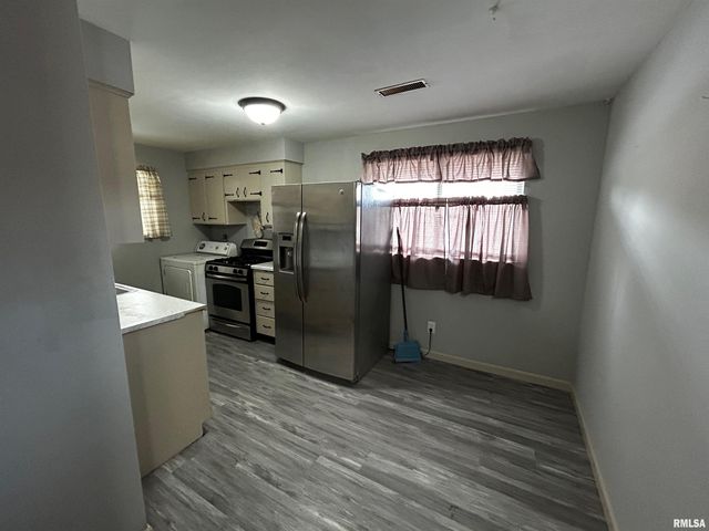 2613 W WARDCLIFFE Drive, Peoria, IL 61604