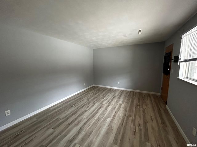 2613 W WARDCLIFFE Drive, Peoria, IL 61604