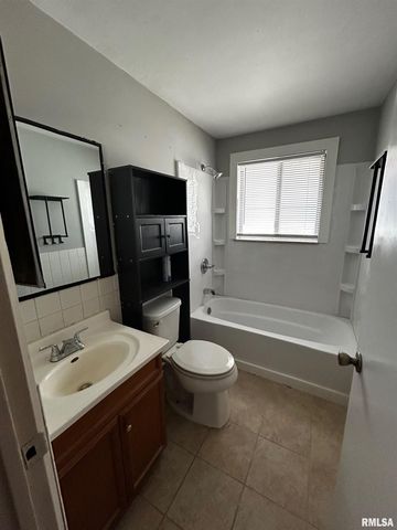 2613 W WARDCLIFFE Drive, Peoria, IL 61604