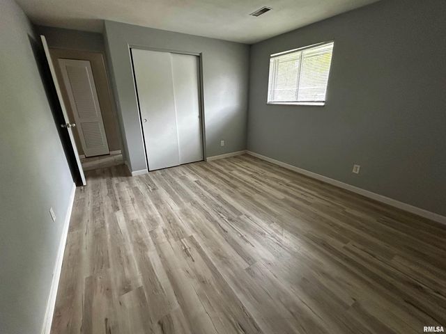 2613 W WARDCLIFFE Drive, Peoria, IL 61604