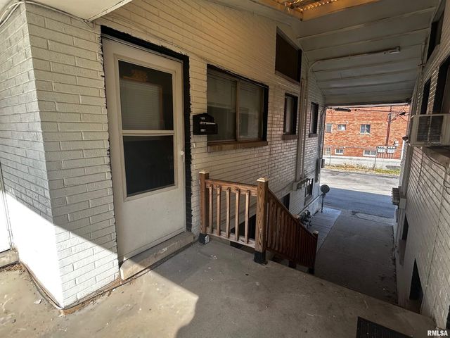 2613 W WARDCLIFFE Drive, Peoria, IL 61604