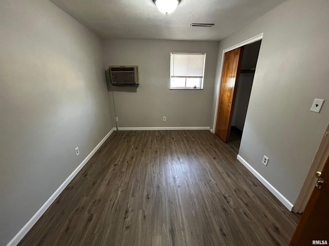 2613 W WARDCLIFFE Drive, Peoria, IL 61604