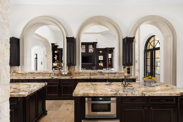 4256 Fischer Store RD, Wimberley, TX 78676