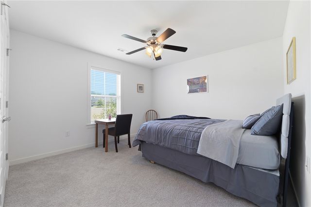 2852 S Cobalt Avenue, Fayetteville, AR 72701