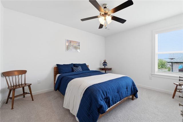 2852 S Cobalt Avenue, Fayetteville, AR 72701
