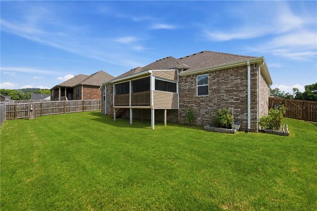 2852 S Cobalt Avenue, Fayetteville, AR 72701