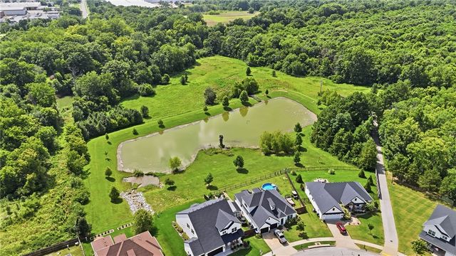 2852 S Cobalt Avenue, Fayetteville, AR 72701