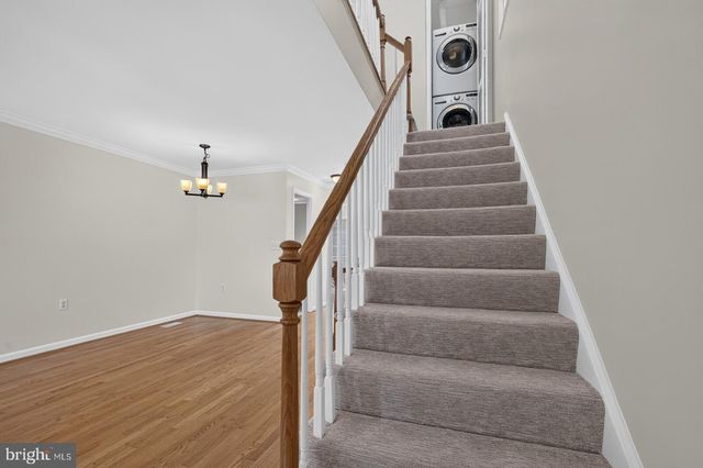 1869 N ADAMS ST, Arlington, VA 22201