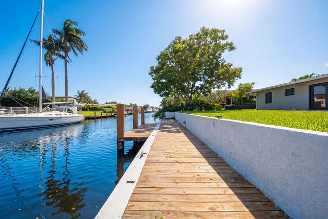 2524 Nassau Lane, Fort Lauderdale, FL 33312