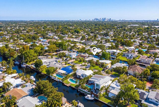 2524 Nassau Lane, Fort Lauderdale, FL 33312