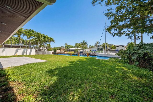 2524 Nassau Lane, Fort Lauderdale, FL 33312