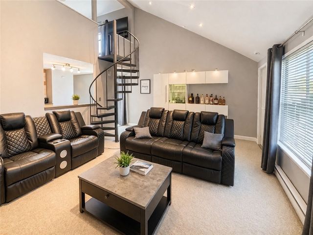 565 Smithfield Road D8, North Providence, RI 02904