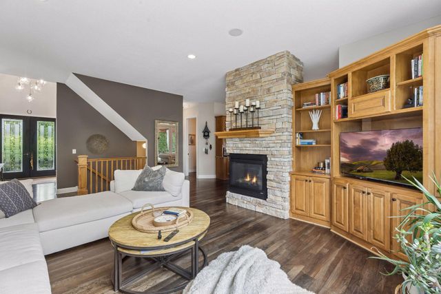 17853 76th Avenue N, Maple Grove, MN 55311