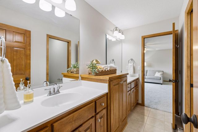17853 76th Avenue N, Maple Grove, MN 55311