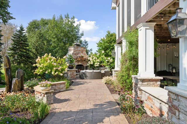 17853 76th Avenue N, Maple Grove, MN 55311