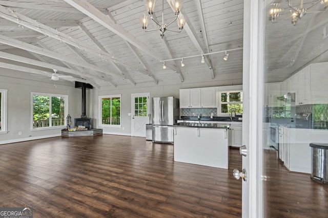 48 Little Bear Trail, Sky Valley, GA 30537