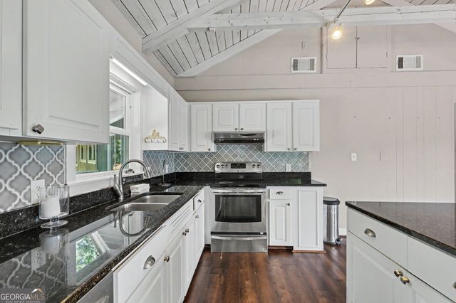 48 Little Bear Trail, Sky Valley, GA 30537