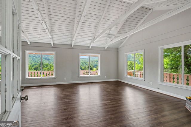 48 Little Bear Trail, Sky Valley, GA 30537