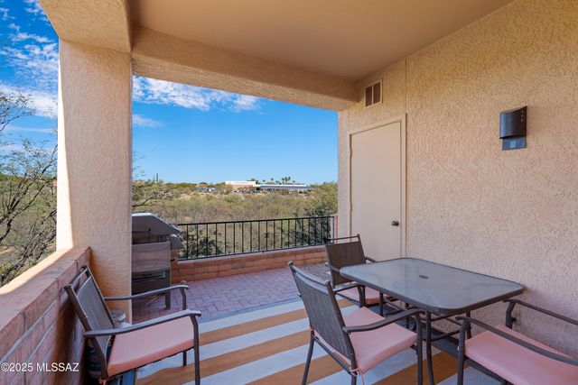 1754 W Camino Estelar, Green Valley, AZ 85622