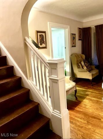 1156 Quilliams Road, Cleveland, OH 44121