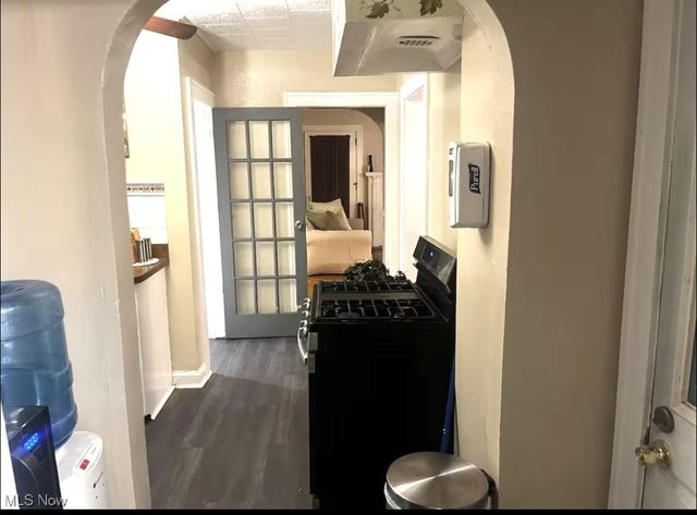 1156 Quilliams Road, Cleveland, OH 44121